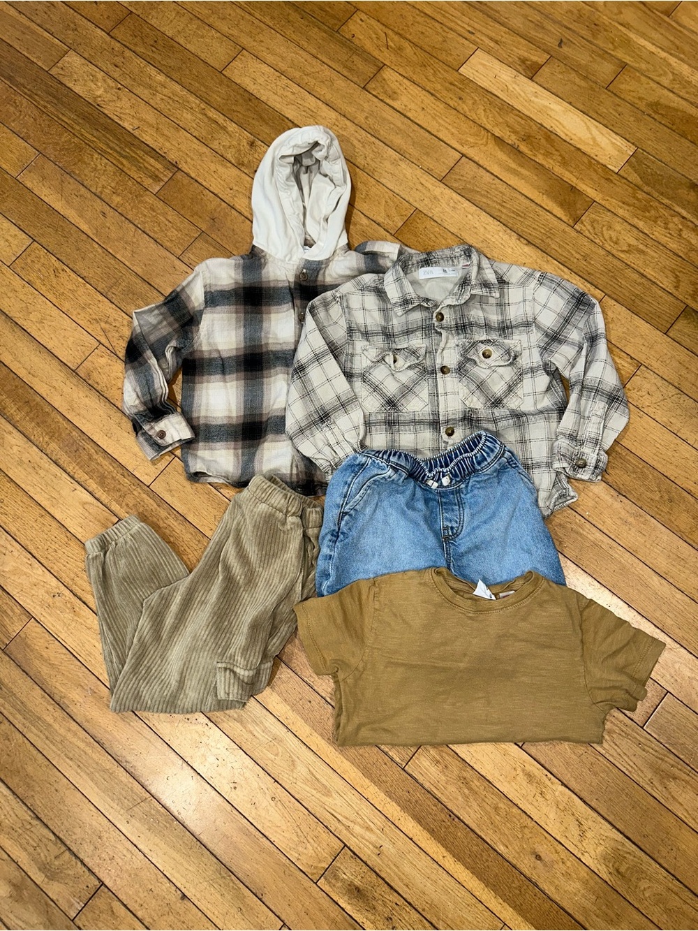Boy’s Zara lot bundle pants shorts long sleeve button down hood short sleeve tee